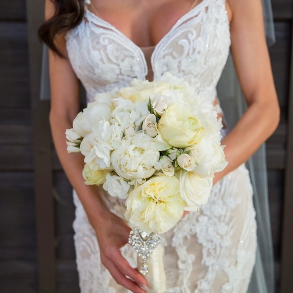 Enzoani ÉLYSÉE - Francoise wedding gown - Picture 11 of 13